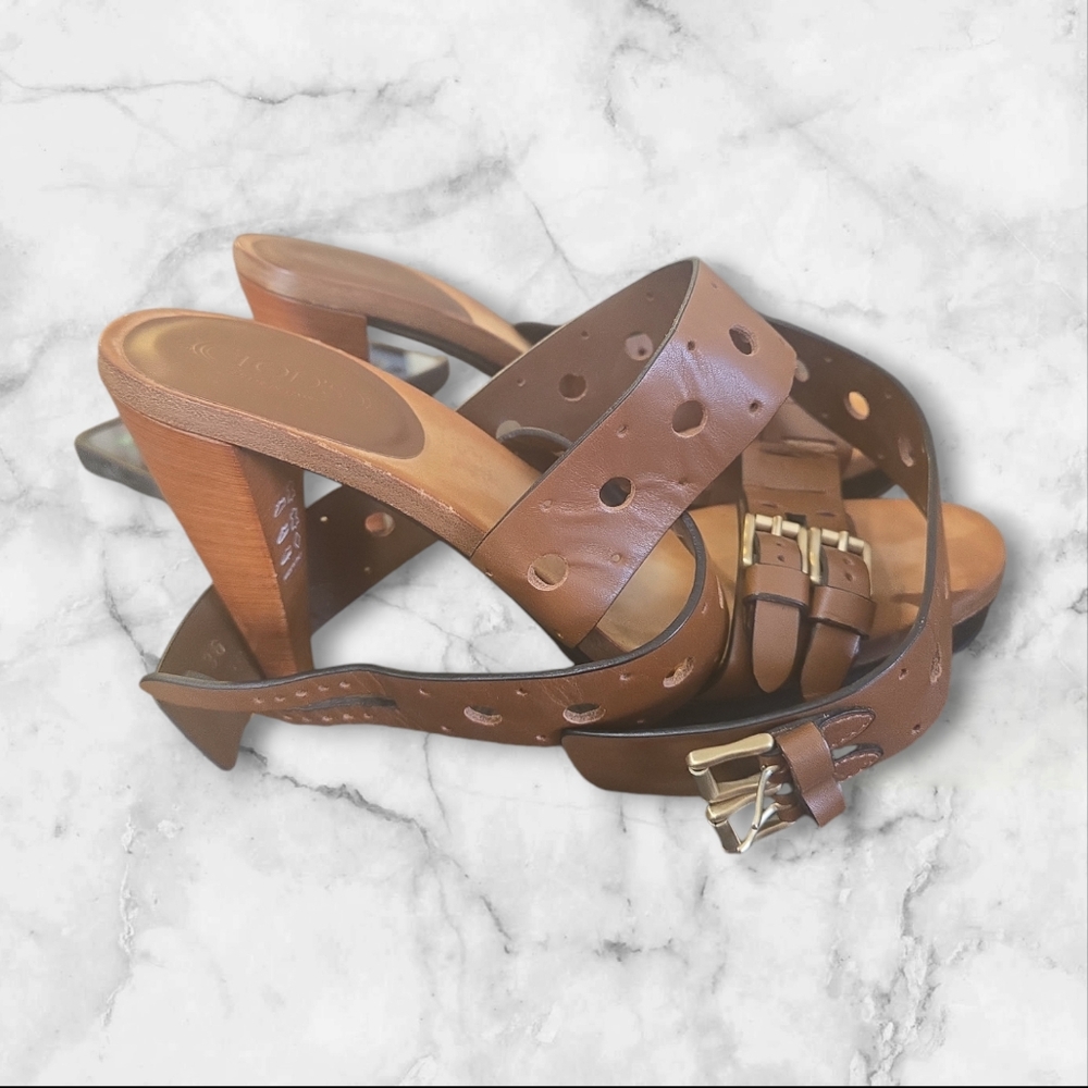 TOD'S brown leather ankle wrap sandal